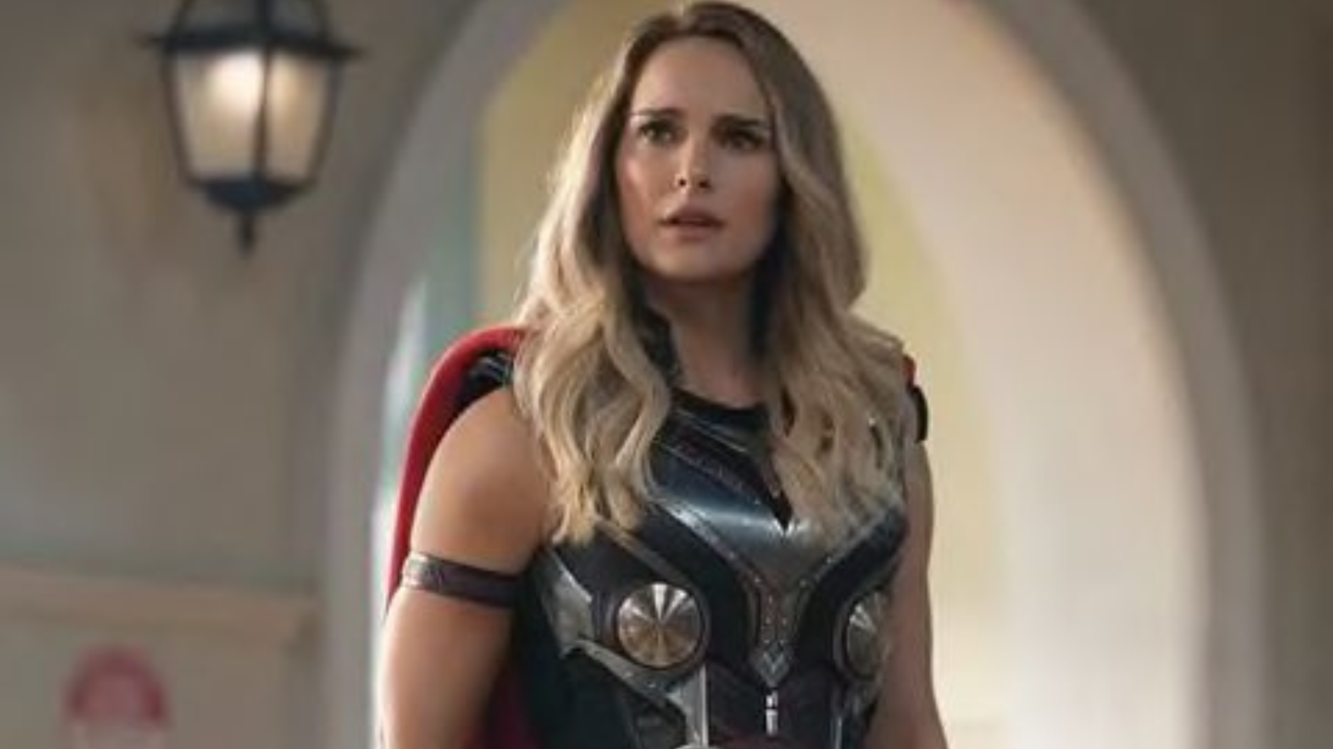 Natalie Portman ako The Mighty Thor