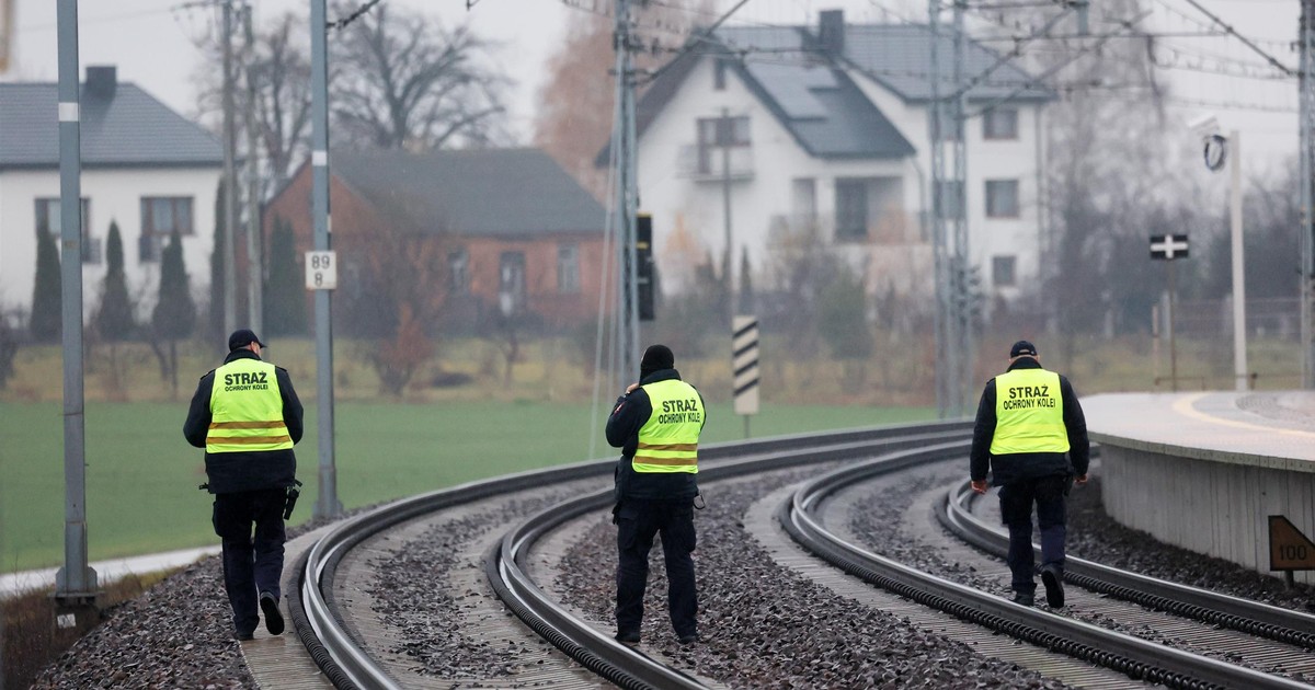 Nowe wieści w sprawie dywersji na kolei. "Proces był rozłożony na lata"