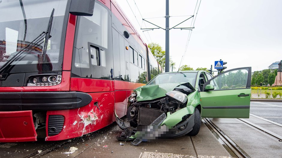 Wypadek w Łodzi. Są utrudnienia w ruchu