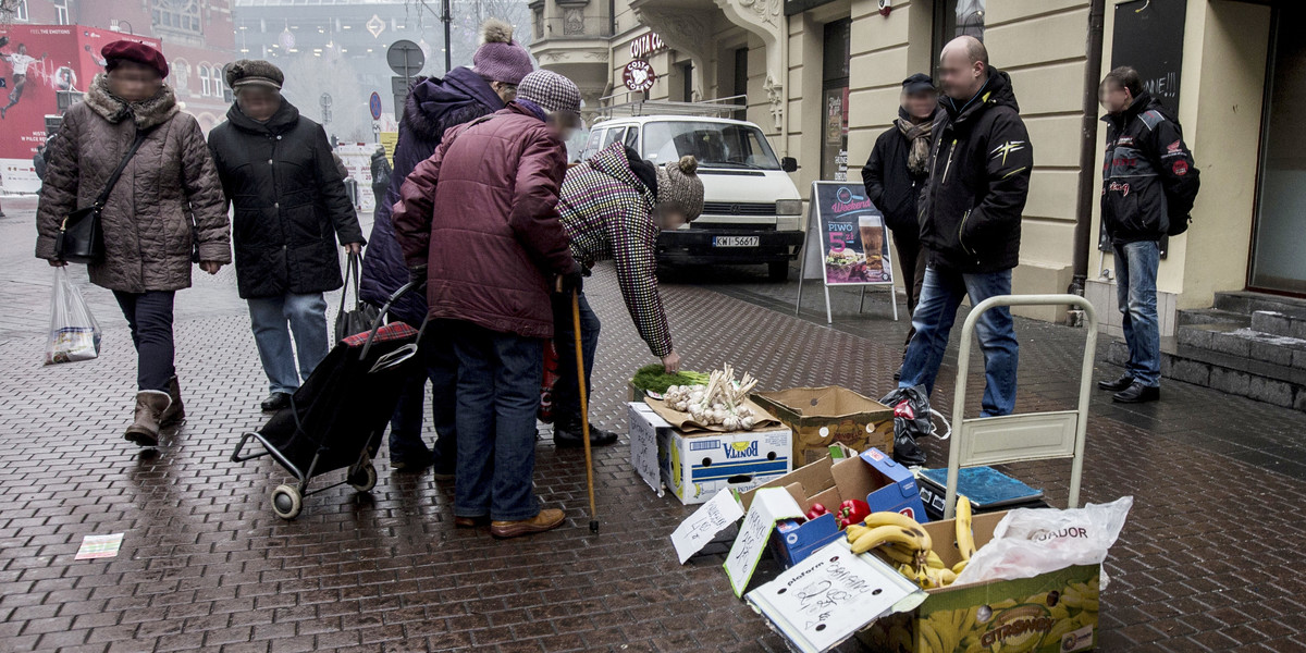 Handlarze na katowickich ulicach