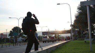 polko były dowódca grom: rosja patrzy z zazdrością na akcję usa w wenezueli