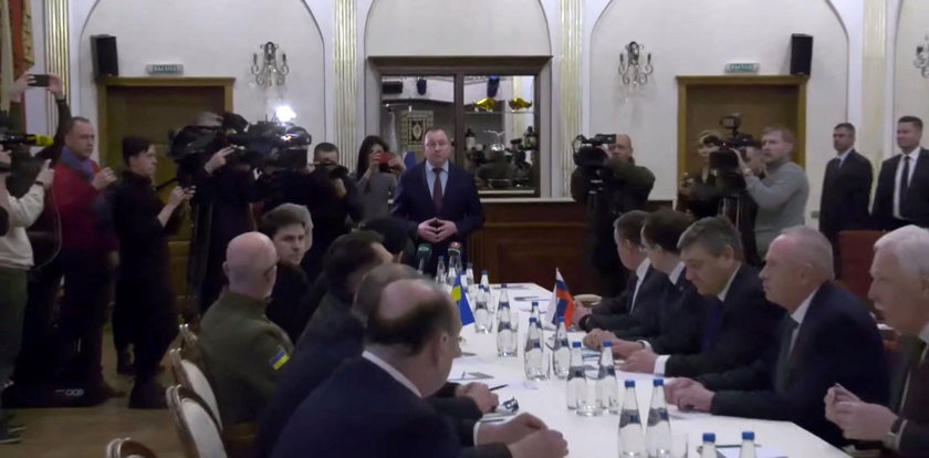 Szansa na zakończenie wojny w Ukrainie? Delegacja Ukrainy przybyła na granicę z Białorusią na negocjacje z wysłannikami Putina