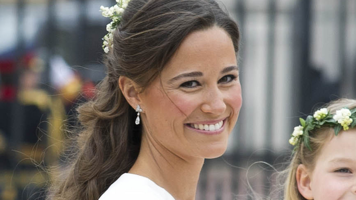 Kilka tygodni temu brytyjskie media doniosły, że Pippa Middleton niebawem stanie na ślubnym kobiercu. Do ceremonii coraz bliżej, więc siostra Kate robi wszystko, żeby wyglądać świetnie. Ćwiczy na siłowni i, jak donoszą media, ma korzystać z diety, która może być szkodliwa dla zdrowia.