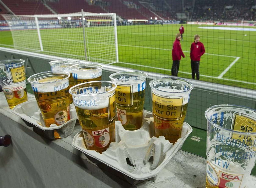 Kluby boja się piwa na stadionach