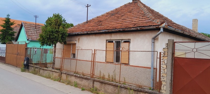 Kuća u kojoj je pronađeno telo muškarca 