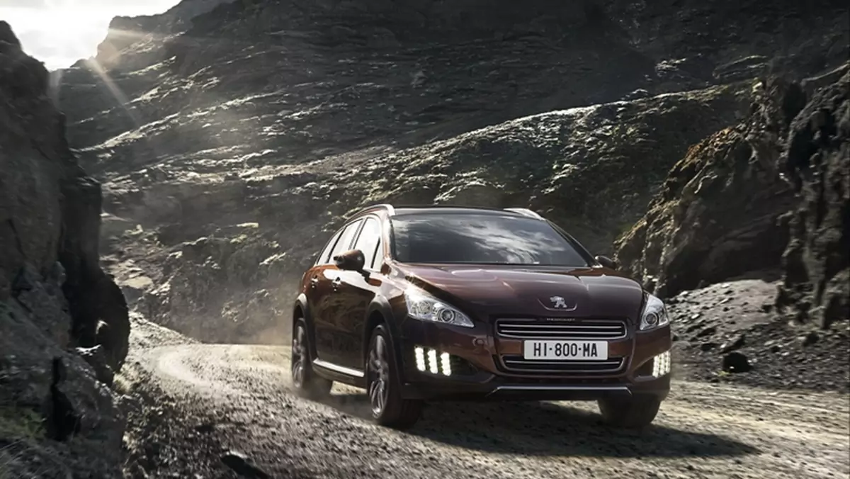 Peugeot 508 RXH pokazuje pazury, rrrrr! 