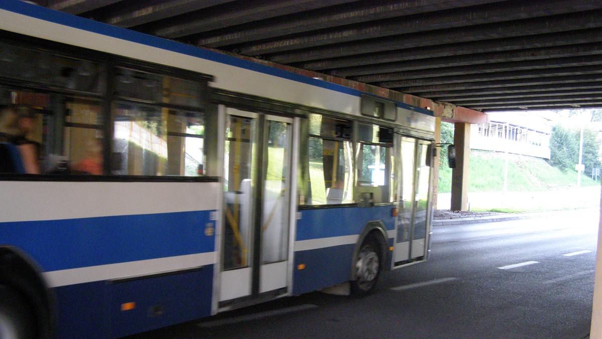 Jacek Majchrowski zapowiedział, że autobusy linii 124 i 424 wkrótce zaczną kursować na wydłużonej trasie do Ronda Grunwaldzkiego, do nowego terminali autobusowego Osiedle Podwawelskie. Autobusy na nowe trasy wyjadą w październiku.