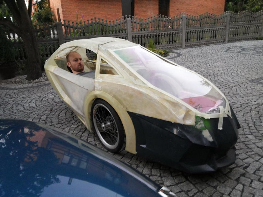 W Nowych Skalmierzycach powstaje futurystyczny pojazd