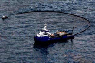 Mazut zagraża Wyspom Kanaryjskim