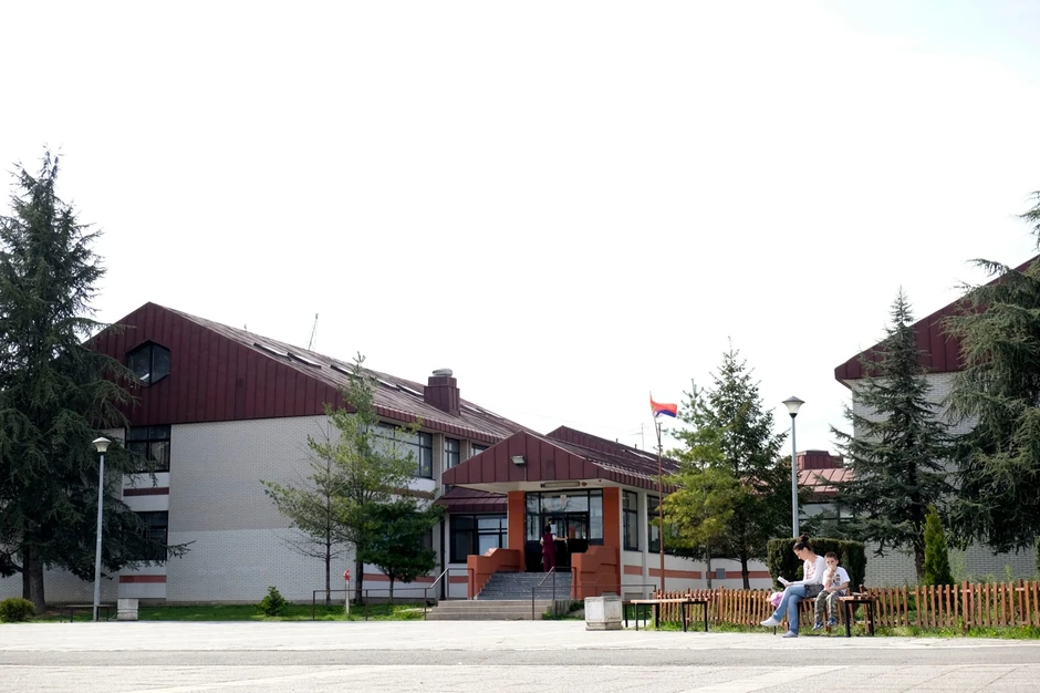 OŠ "Nikola Tesla" u Vinči