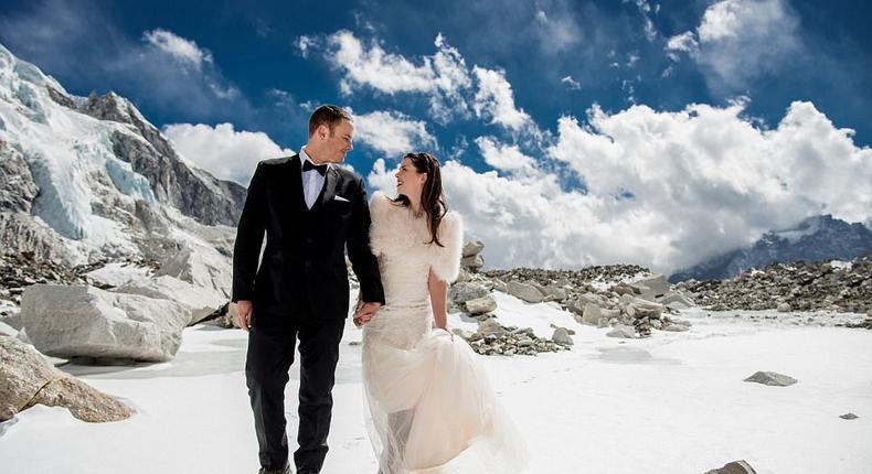 Amazing couple who wed on Mount Everest