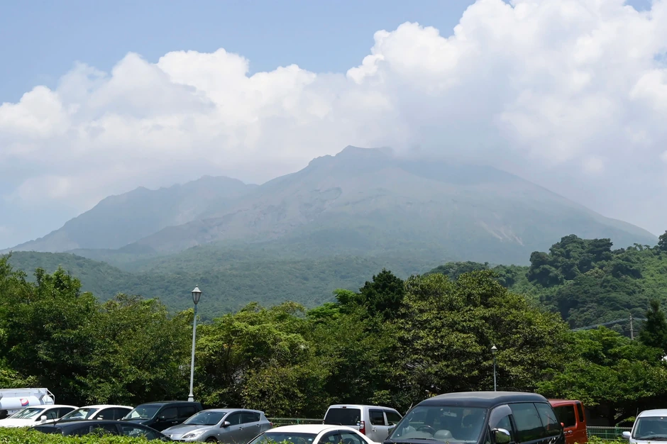 Erupcija vulkana Sakuradžima u Japanu