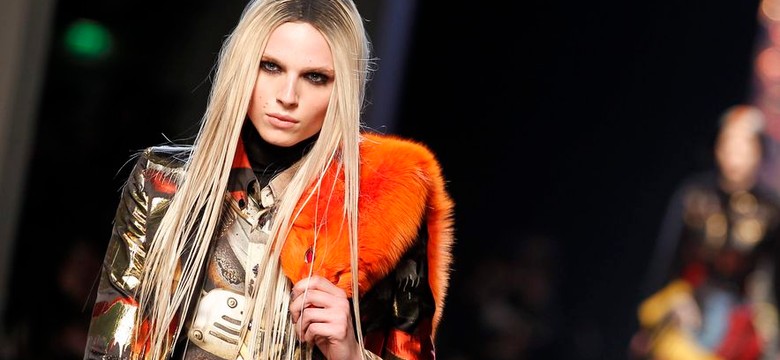 Mężczyzna modelką! Andrej Pejic na wybiegu w pokazie Gaultiera