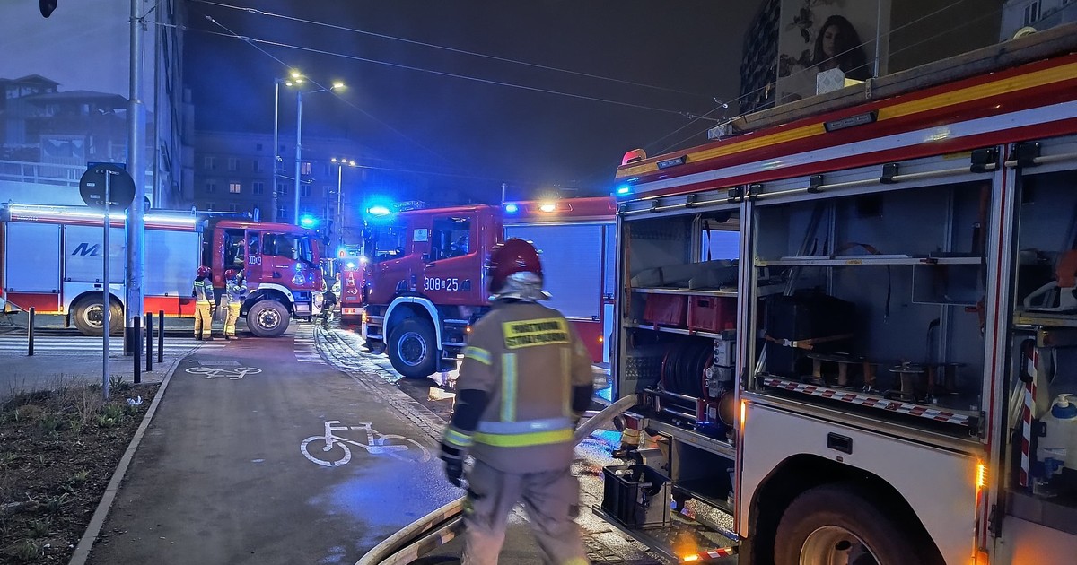 Nocna eksplozja we Wrocławiu. Ewakuowano mieszkańców kamienicy