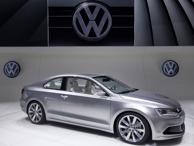 VW nadal jest liderem w sprzedaży samochodów w Europie