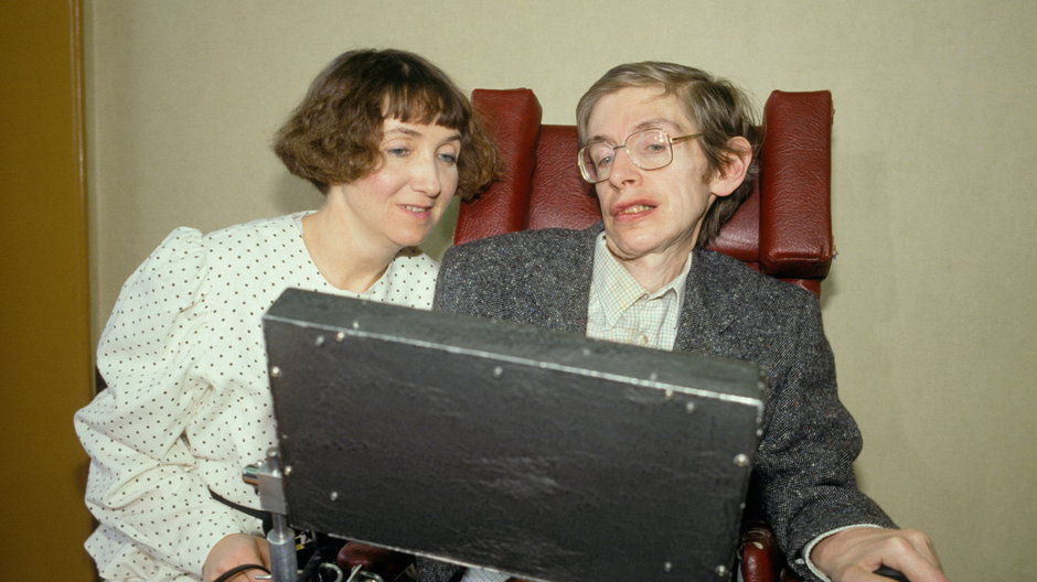 Stephen Hawking z anonimową kobietą (1989 r.)