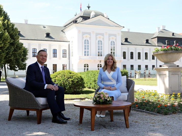 Zuzana Czaputova i Andrzej Duda na spotkaniu w Bratysławie.