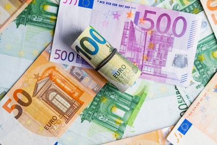 Kurs euro przebił ważną granicę. Wspólna waluta najsłabsza wobec dolara od początku jej istnienia