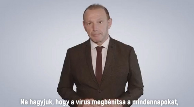 Győrfi Pál visszatért a kormány videóin