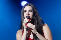 Lana Del Rey zaśpiewała w Warszawie i pokazała, że umie!