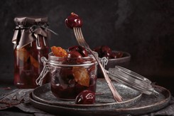 Marynowane śliwki wg przepisu Jakuba Kuronia to przepyszny hit. Rozpływają się w ustach