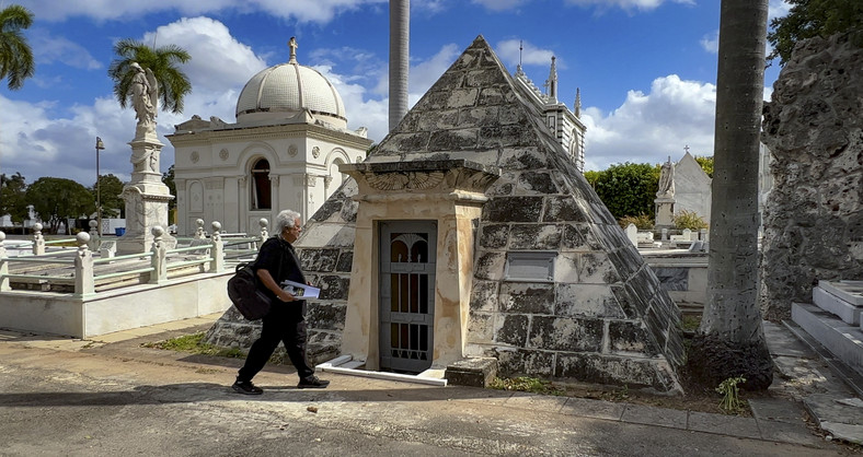 Historyczny cmentarz Colon w Hawanie, Kuba