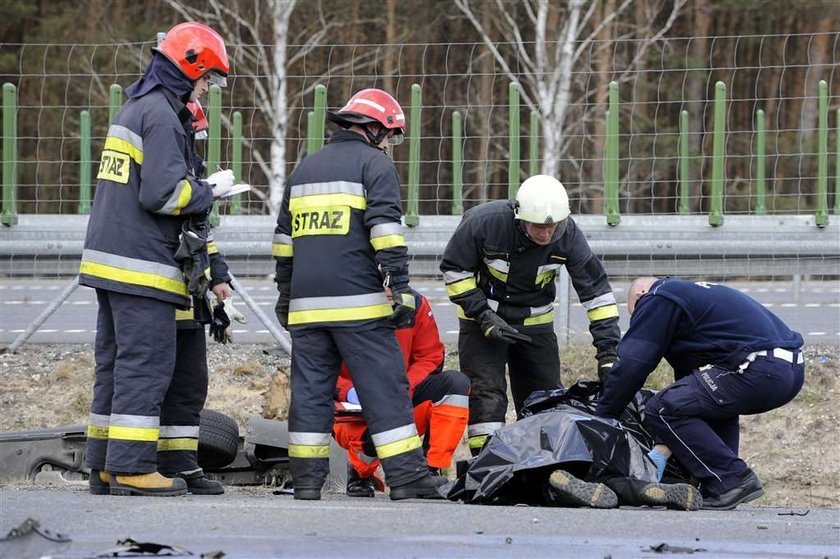 3 motocyklistów nie żyje. Straszny wypadek w Zielonce