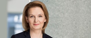 B. Socha krytycznie o planach nowej koalicji dotyczących 800+. "To może zwiększyć bezrobocie"