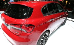 NOWY fiat tipo kombi i hatchback 5d lśnią w Genewie. Pierwsze ZDJĘCIA