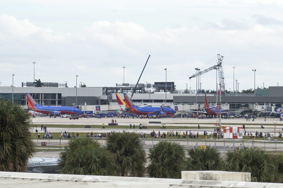 USA AIRPORT SHOOTING (Shooting at airport of Fort Lauderdale)