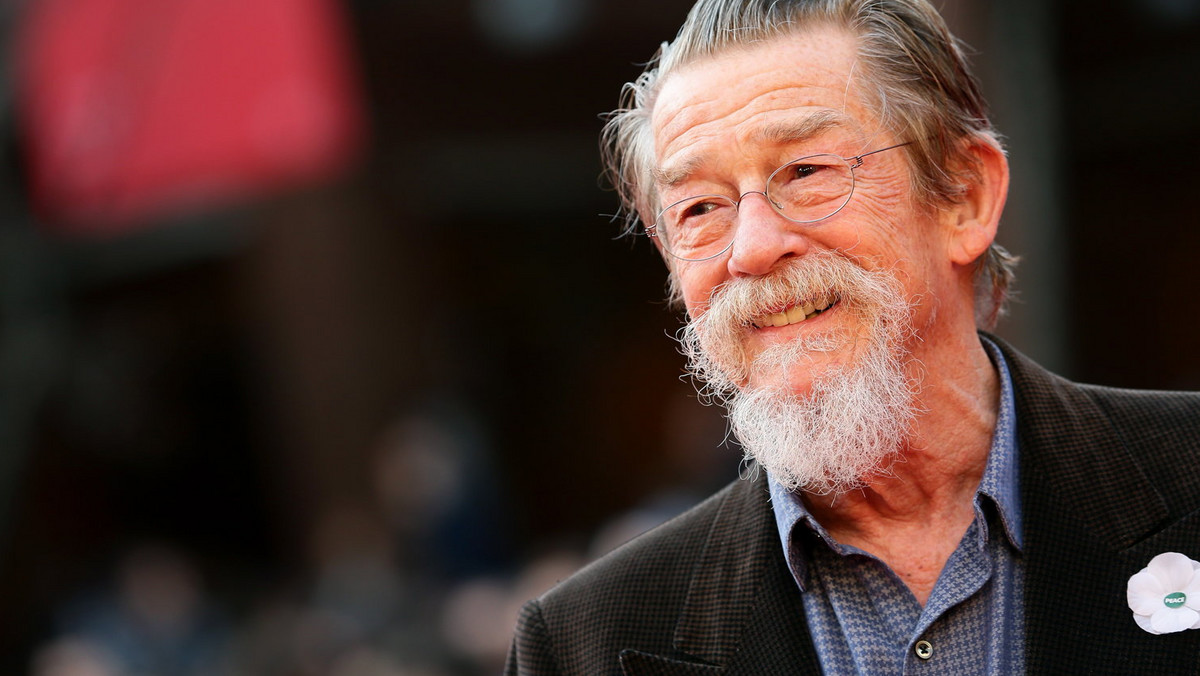 John Hurt, 75-letni brytyjski aktor, znany m.in. z filmów o Harrym Potterze, przyznał, że cierpi na raka trzustki. Hurt jest jednak "bardziej niż optymistyczny", jeśli chodzi o przyszłość.