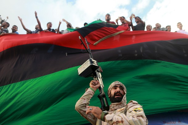 One of the members of the military protecting a demonstration against candidates for a national unit