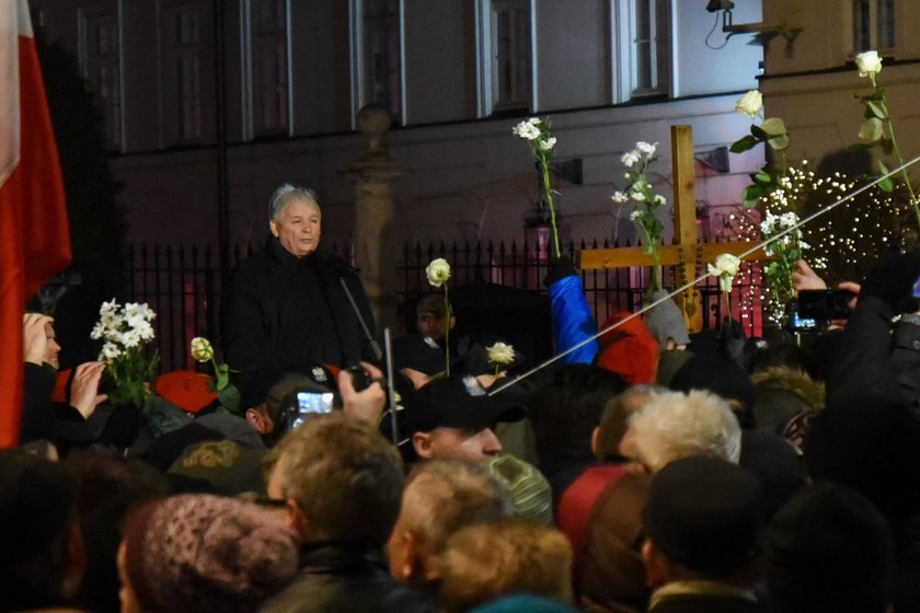 Będą awantury na obchodach miesięcznicy?