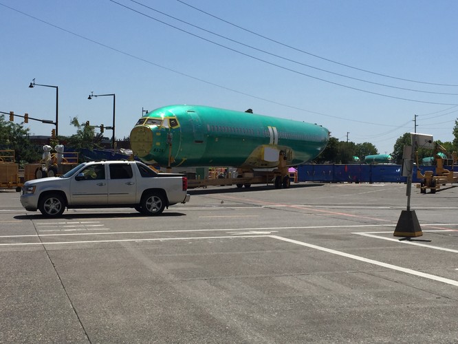 Transport części Boeinga 737 NG w Renton, USA.