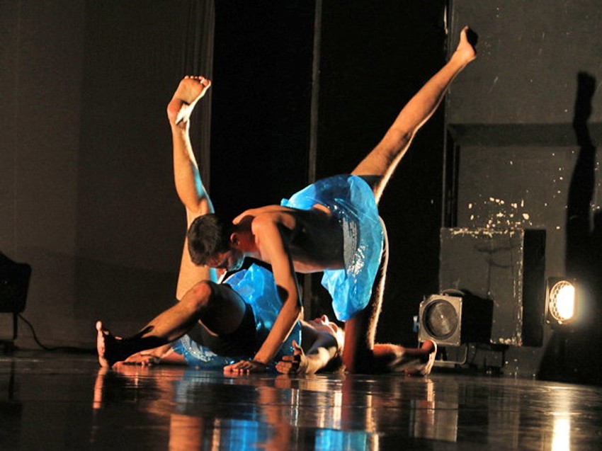 Marko Milić i Predrag Mladenović u koreografiji "Anymore"