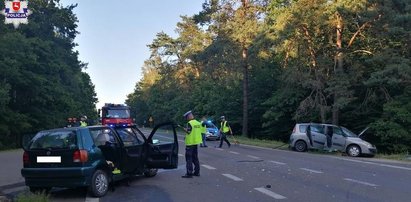 Kompletnie pijana i z dziećmi w aucie spowodowała wypadek