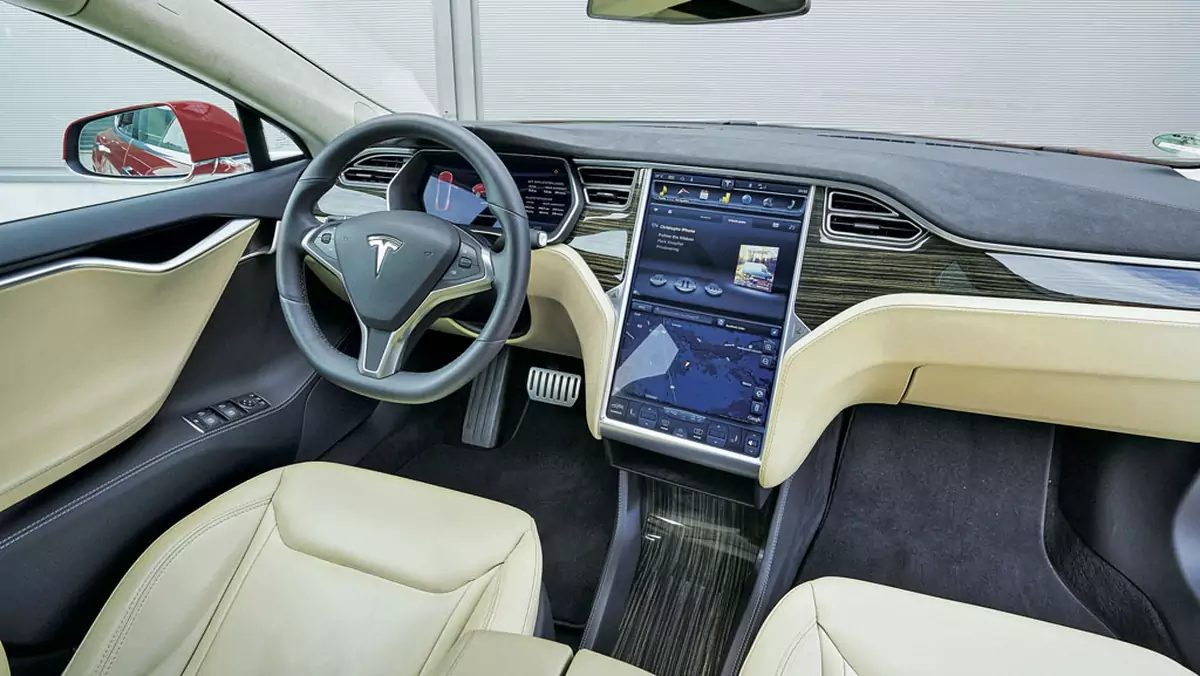 Tesla Model S