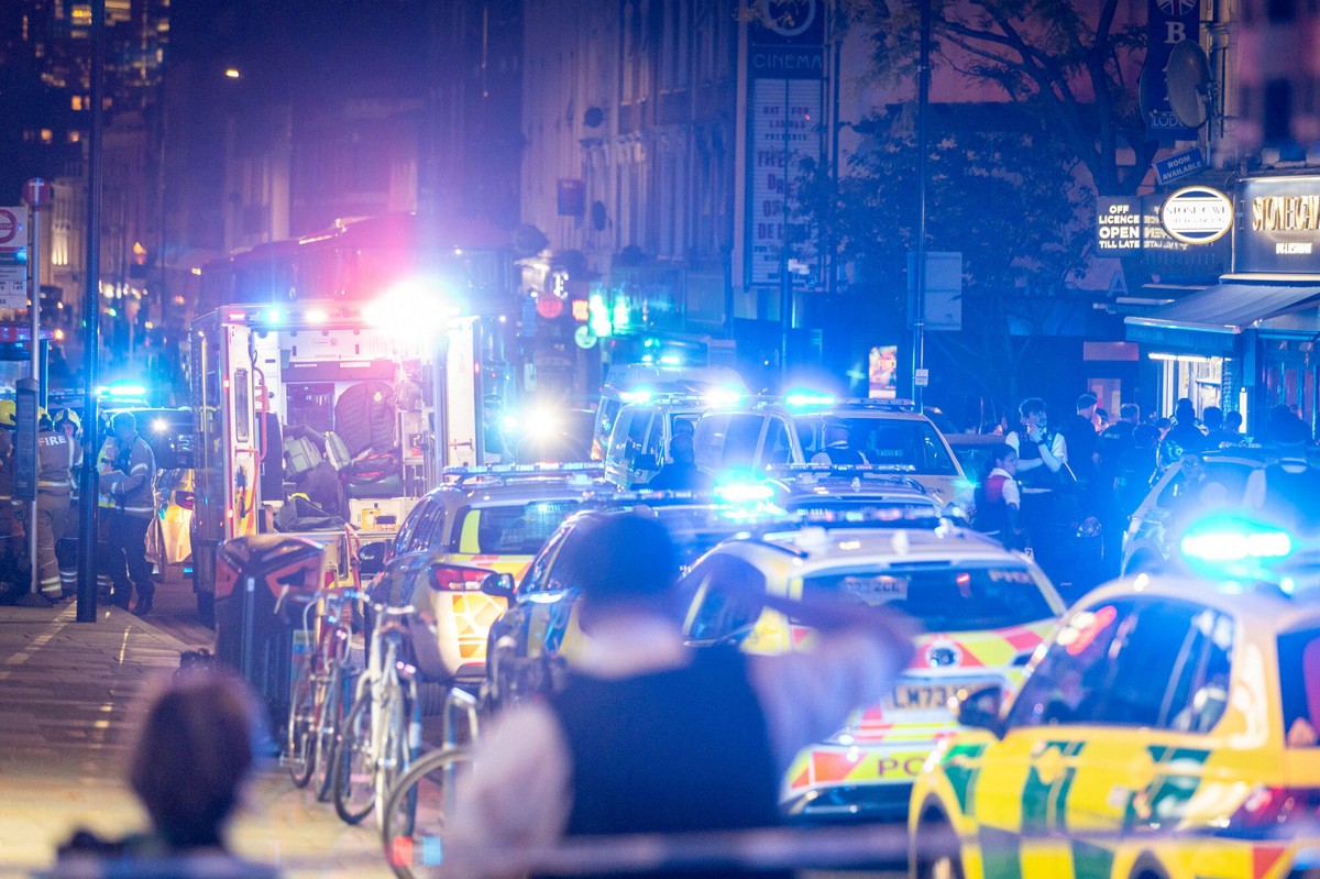 Atak nożowników w pociągu do Londynu. Jest wielu rannych