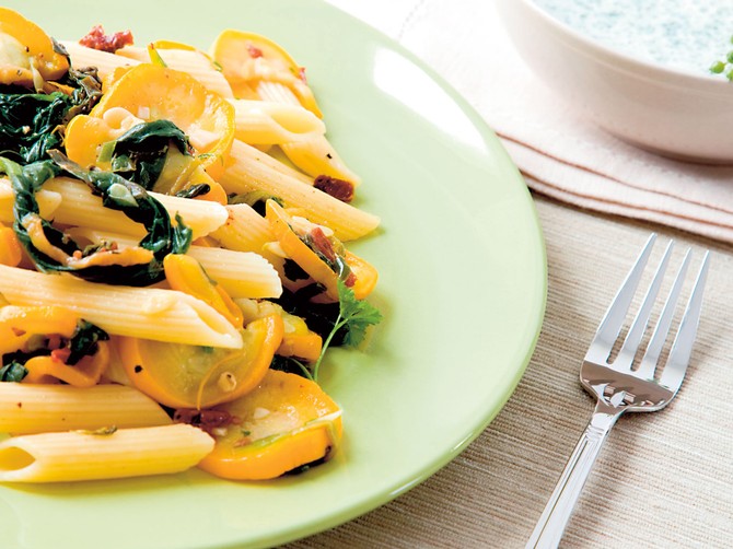 14649_pasta-s-blitvom--shutterstock_60431620