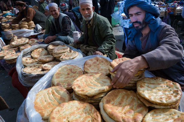 Przejęli Afganistan, poświętowali. Teraz Talibowie stają przed poważnym problemem