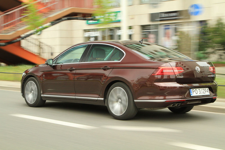 Z przyczepą już łatwiej - test Volkswagena Passata 2.0 TDI z systemem Trailer Assist