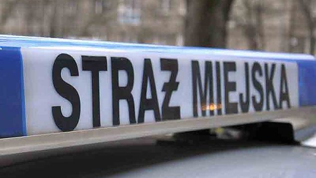 Strażnicy miejscy z Bielan pomogli seniorowi