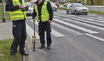 Potrącił pieszego i uciekł. Samochód należy do lekarki 