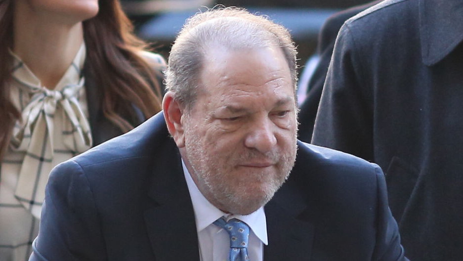 Harvey Weinstein w drodze do sądu, luty 2020 r.