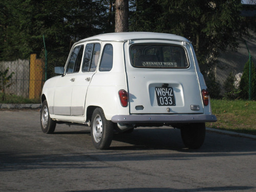 Renault 4 - Samochód z wajchą