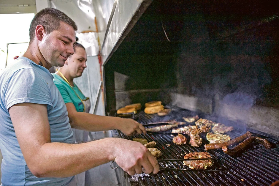 Leskovčani su nadaleko čuveni majstori roštilja