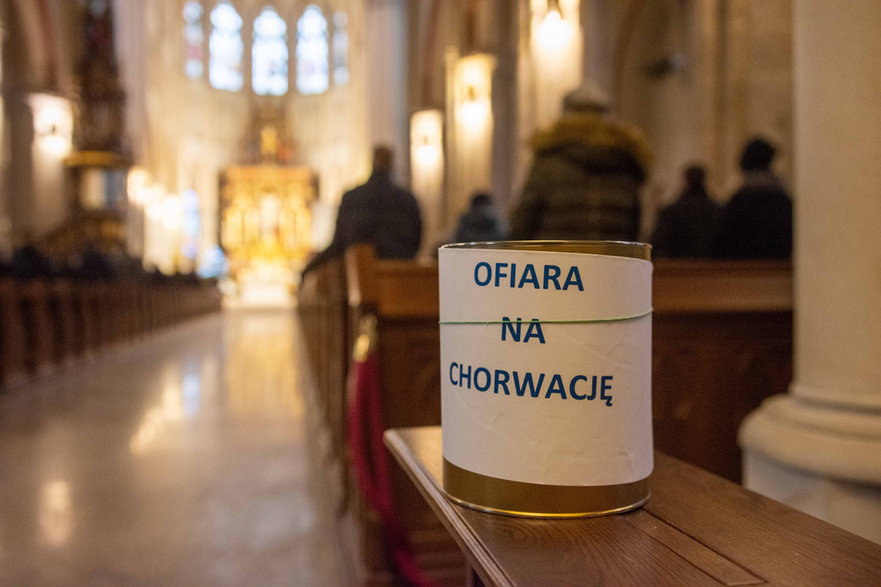 Zbiórka datków w kościołach na rzecz ofiar trzęsienia ziemi w Chorwacji