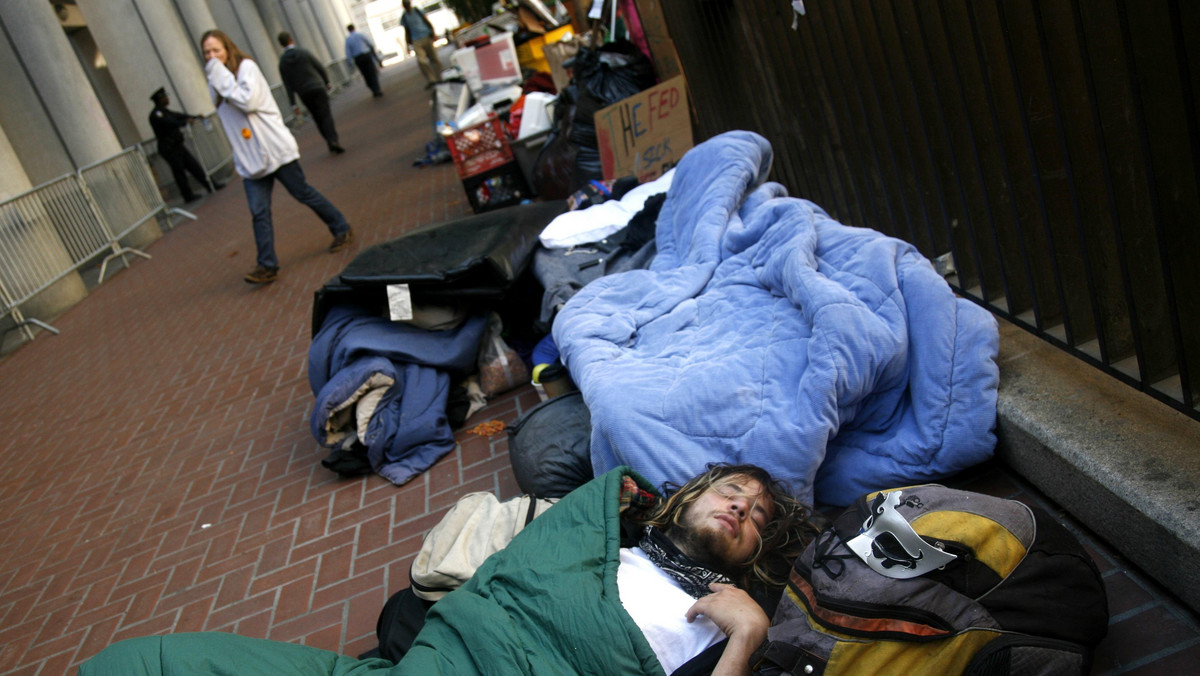 Policja w San Francisco w Kalifornii zlikwidowała obozowisko ruchu "Occupy" dziś nad ranem czasu lokalnego, aresztując ponad 70 jego uczestników. Koczowali oni na skwerze Justin Herman Plaza w centrum miasta w około 100 namiotach.