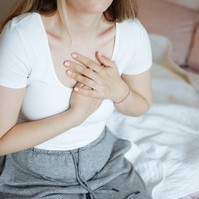 A brit nő tüdeje minden alkalommal összeesik, amikor menstruál