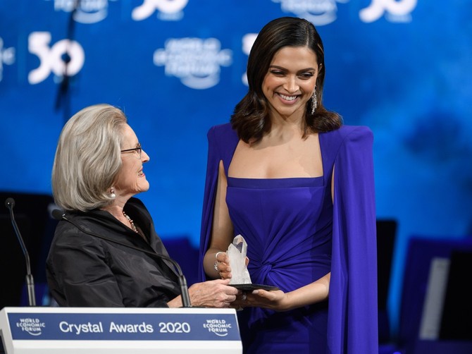 Hilde Švab i Dipika Padukone